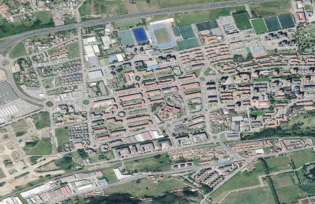 Ortofoto de 2023 del tejido residencial del Cierro del Alisal y su entorno occidental