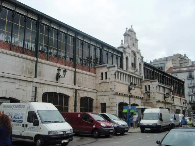 Exterior del Mercado de la Esperanza de Santander en 2009