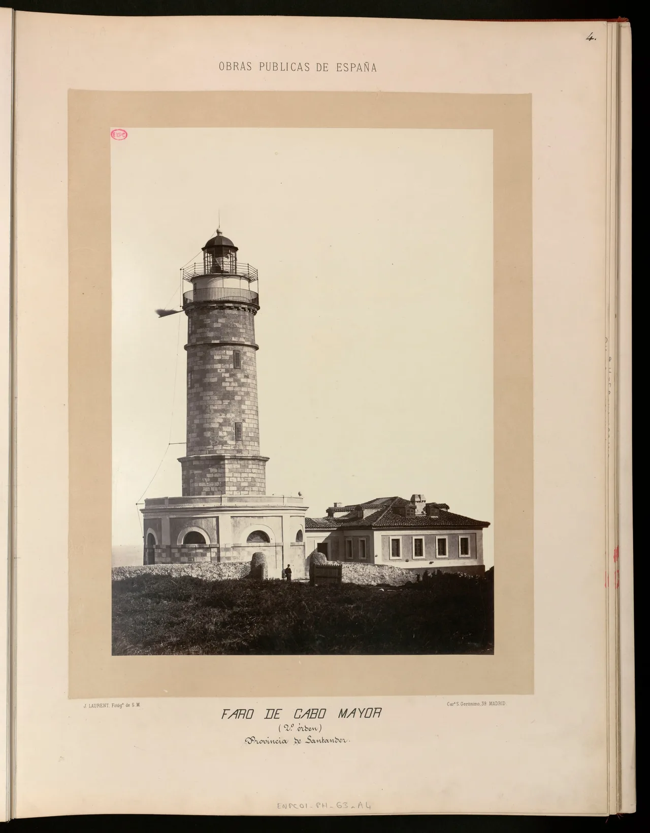 Lámina fotográfica histórica con la torre y las dependencias del Faro de Cabo Mayor